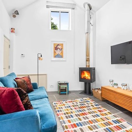 Luxury Self-Contained Cottage For Two With Hot Tub 스타버튼 외부 사진
